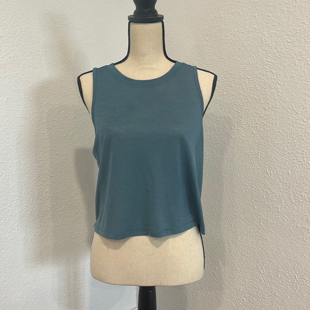 Athleta Cropped Tank Top